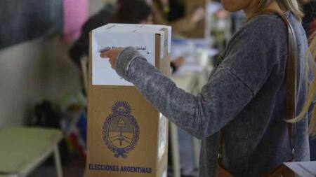 Elecciones, votación, urna.