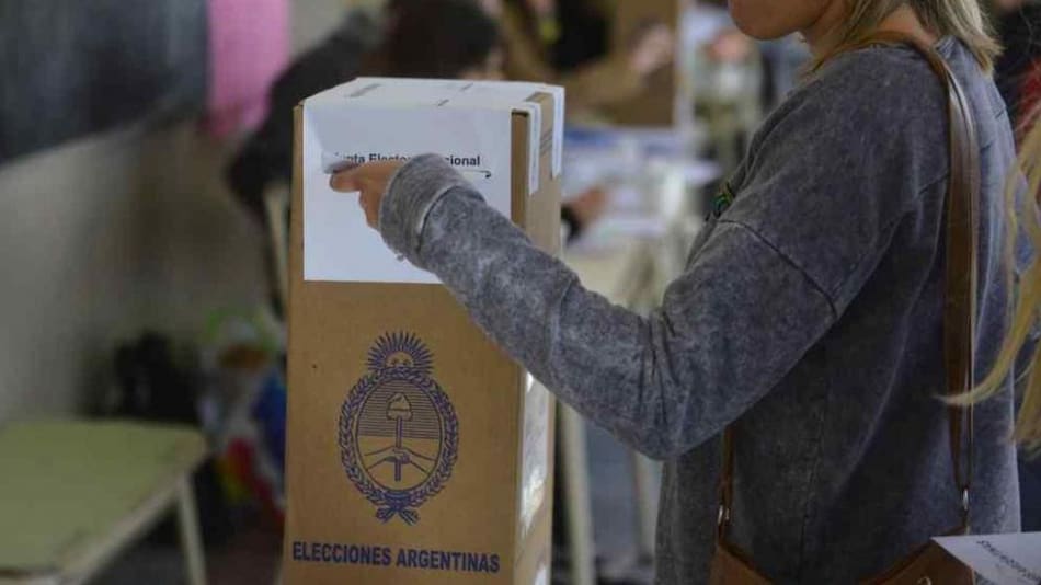Elecciones, votación, urna.