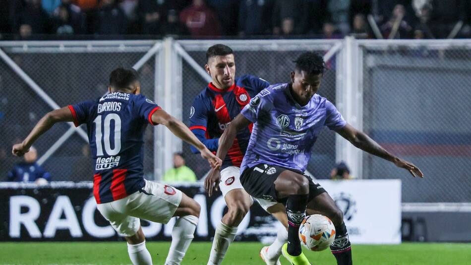 Alexander Bolaños, jugador ecuatoriano. Foto: EFE