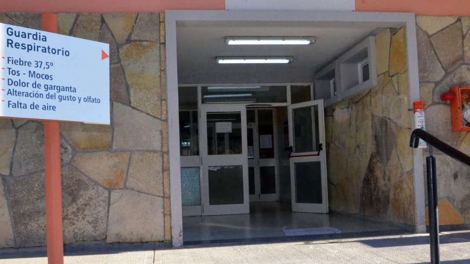 Villa La Angostura, hospital Dr Oscar Arraiz, Neuquén, Foto La Angostura Digital