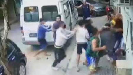 Ciudad oculta: batalla callejera entre amenazas, golpes y disparos por el servicio de cable y de Internet