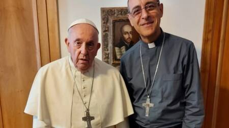 Papa Francisco y Víctor Manuel "Tucho" Fernández.