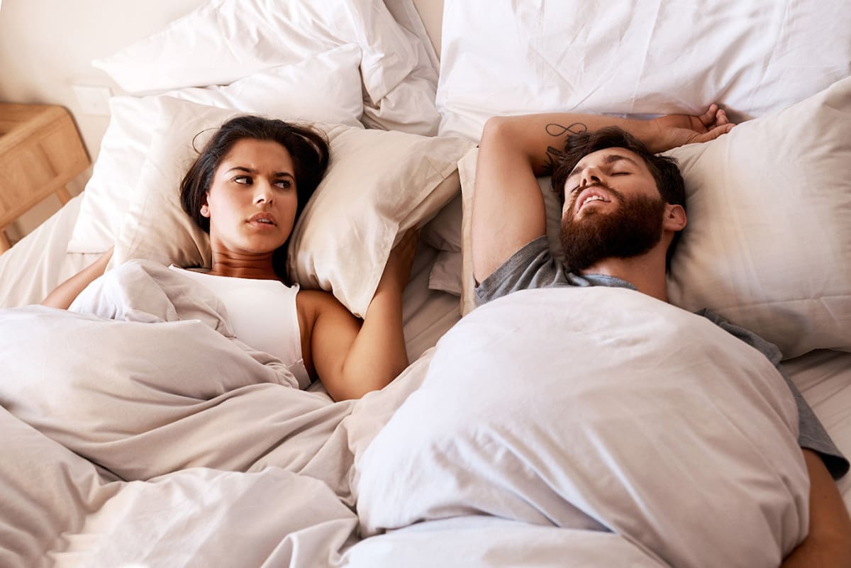 Dormir, descanso, pareja. Foto: X