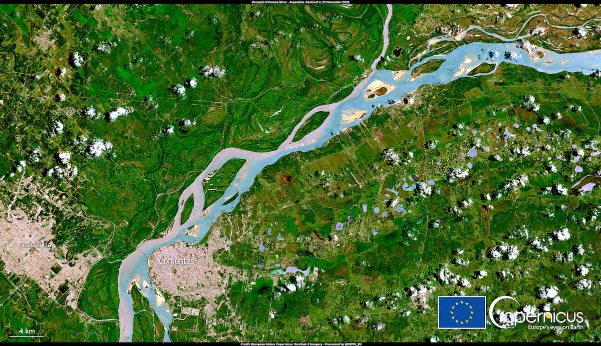 Vista satelital del río Paraná.