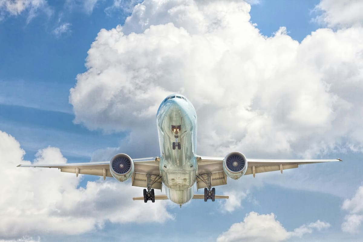 Avión. Foto: Unsplash.