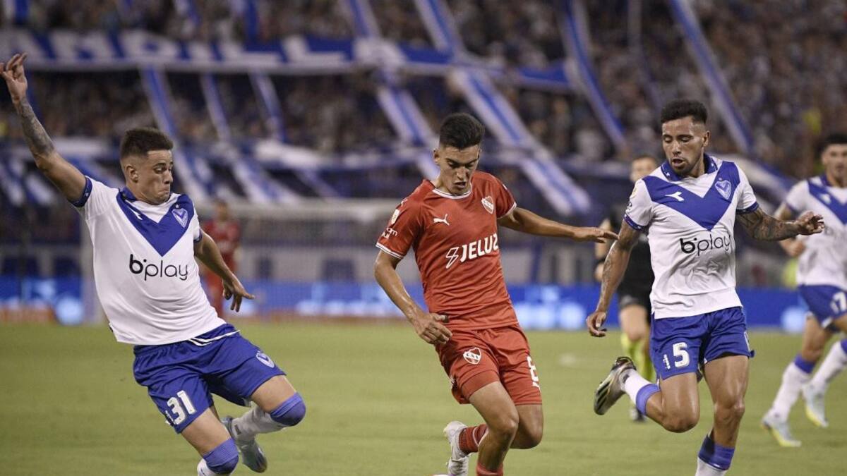 Liga Profesional: Vélez e Independiente no se sacaron ventajas en el Amalfitani