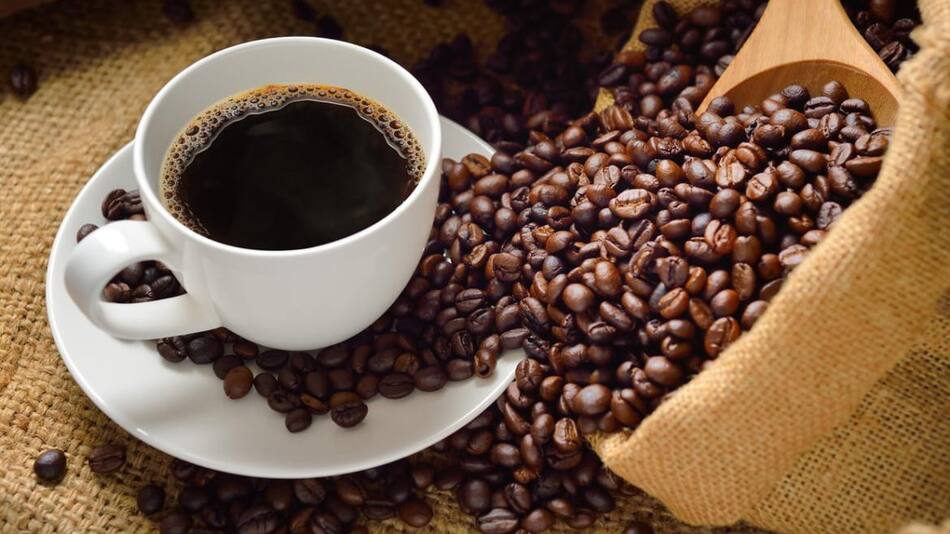 Google Doodle celebra al químico Friedlieb Ferdinand Runge, quien descubrió la cafeína