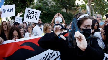 Protestas en Madrid en apoyo a las mujeres de Irán_Reuters