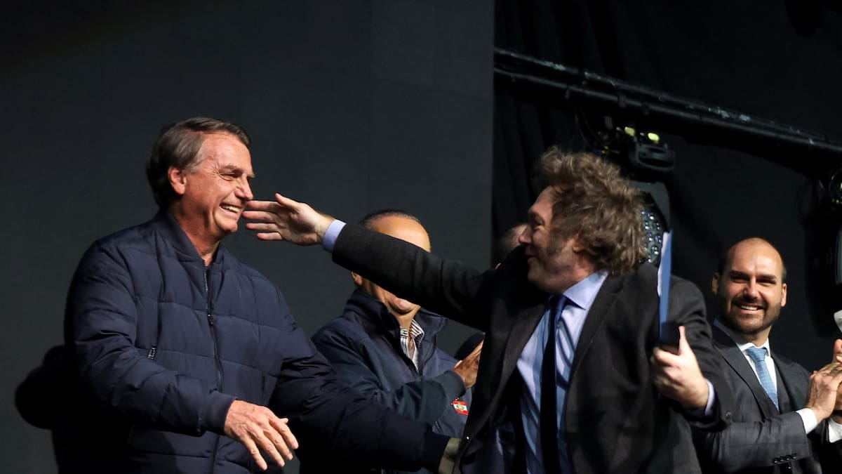 Javier Milei no podrá visitar a Jair Bolsonaro: la Justicia de Brasil endureció la prisión domiciliaria del expresidente