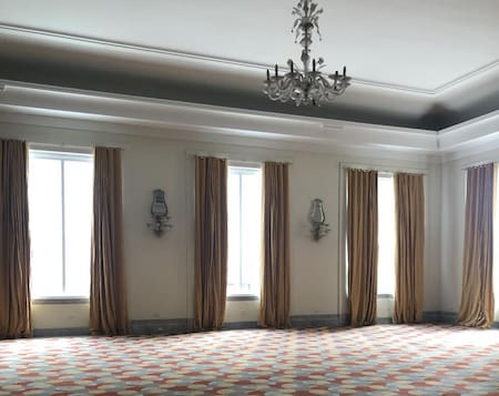 Uno de los salones que actualmente se utilizan para eventos o congresos, Hotel provincial