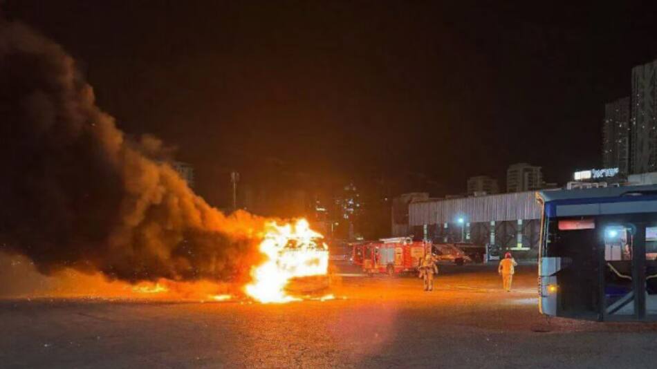 Explosión de micros en Tel Aviv.