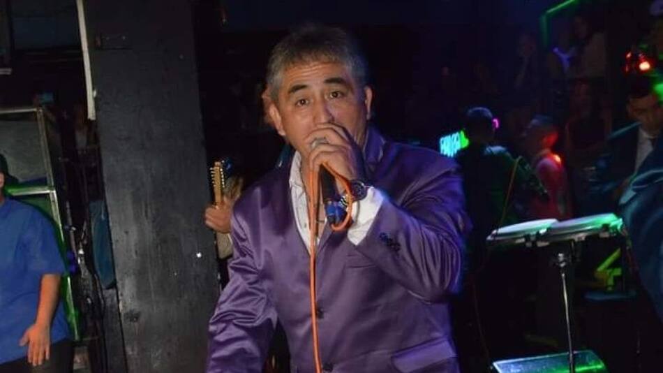 Murió el cantante Huguito Flores. Foto: Instagram.