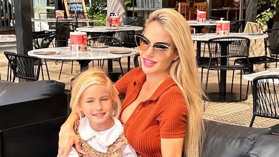 Luciana Salazar, junto a su hija Matilda. Foto: Instagram.