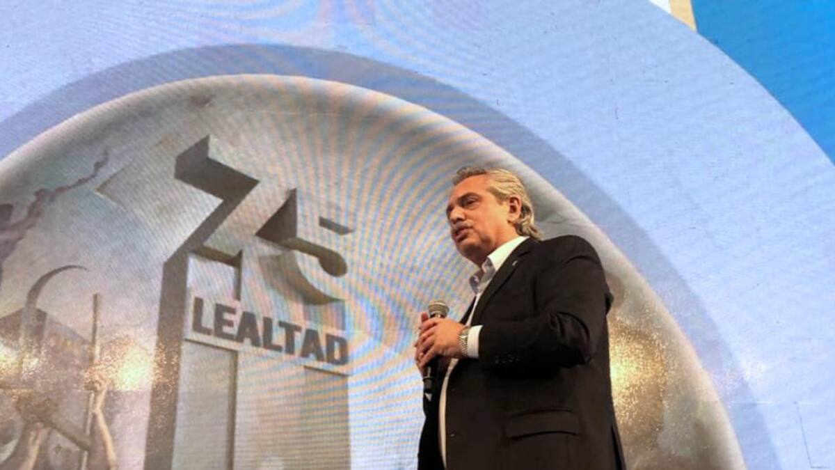 Alberto Fernández, acto del 17 de octubre, CGT, NA