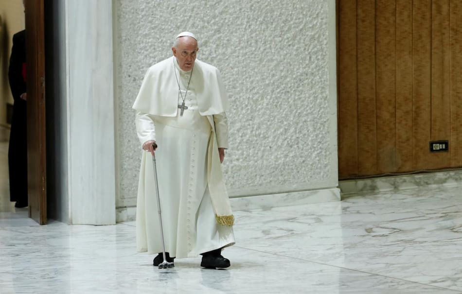 Papa Francisco durante el Angelous. Foto: Reuters.