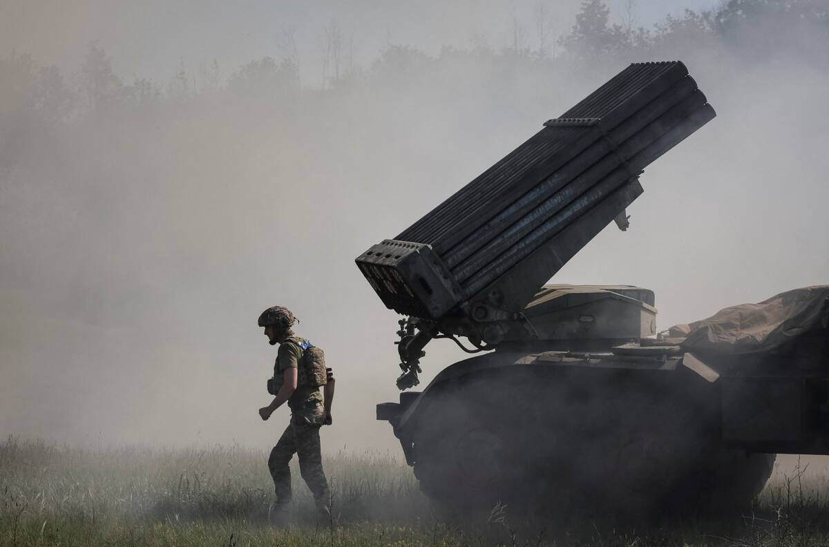 La guerra en Ucrania aumenta las posibilidades de una Tercera Guerra Mundial. Foto: Reuters/Vyacheslav Madiyevskyy