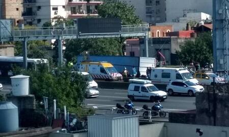 Choque autopista 25 de Mayo