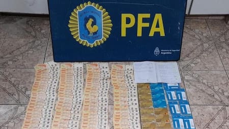 Desbarataron una banda que falsificaba documentos y tarjetas. Foto: Télam.