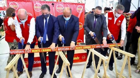 Fernando Gray, Juan Manzur y Matías Kulfas inauguraron una sucursal de Easy en Esteban Echeverría