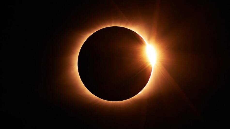 Eclipse solar
