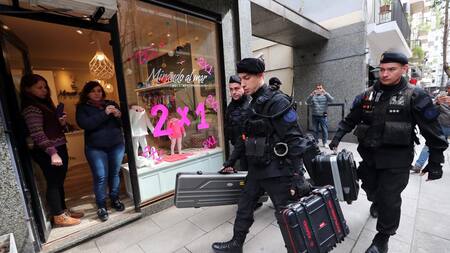 Allanamiento de la Justicia contra Cristina Kirchner - Reuters