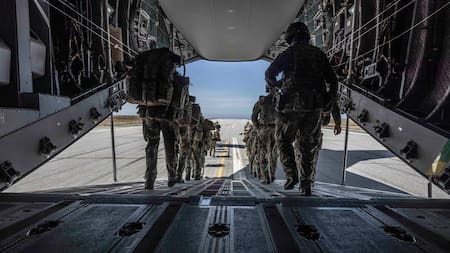 Tensión en el Atlántico Sur: Reino Unido detalla maniobras militares en las Islas Malvinas