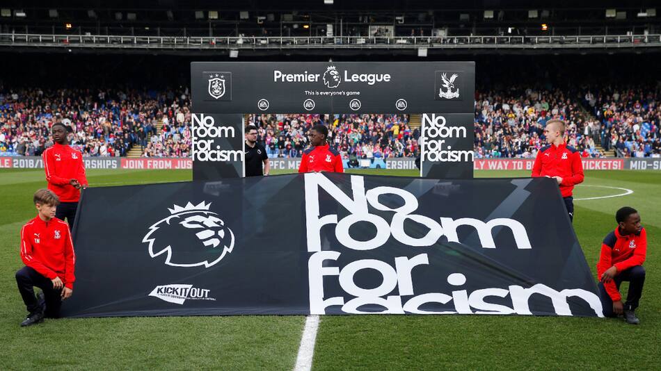 Campaña contra la no discriminación en el fútbol. Foto: Reuters