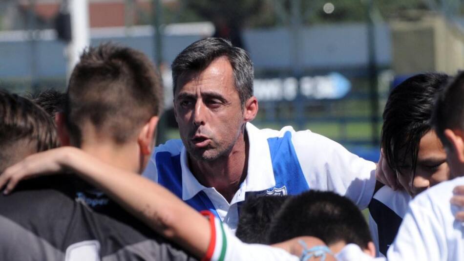 Hernán Manrique, DT fallecido de Vélez. Foto: Twitter @Vélez
