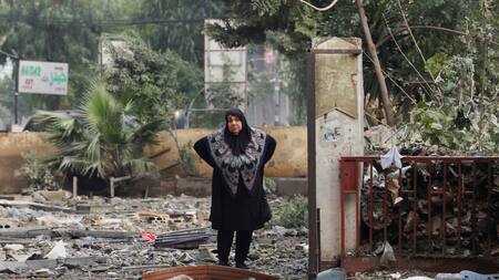 Personas regresan a sus hogares en el Líbano tras tregua entre Israel y Hezbollah. Foto: Reuters.