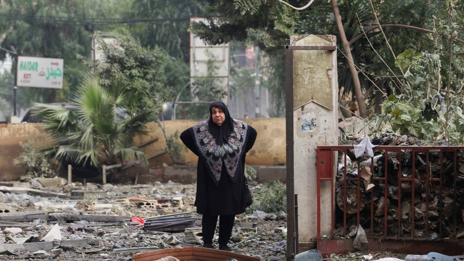 Personas regresan a sus hogares en el Líbano tras tregua entre Israel y Hezbollah. Foto: Reuters.
