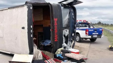 Volcó micro de Don carlos - Cosquín Rock