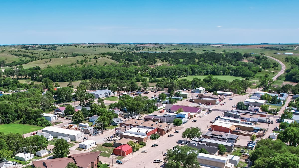 El pueblo de 800 habitantes que regala terrenos y paga hasta US$1750 para sumar nuevos vecinos