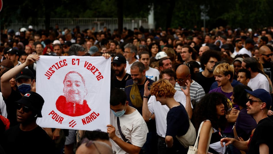 El rostro de Nahel en las protestas por su muerte. Foto: Reuters.