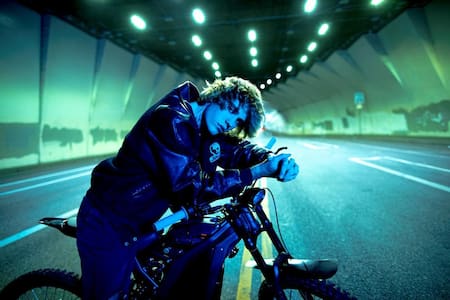 Justin Bieber lanza su sexto álbum de estudio