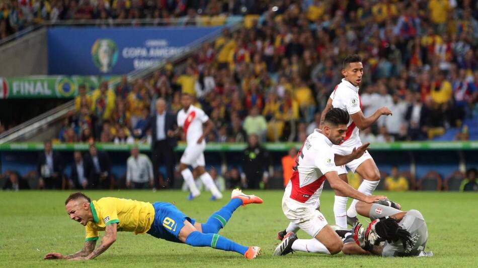 Jugada del penal, Brasil vs Perú - Copa América Reuters
