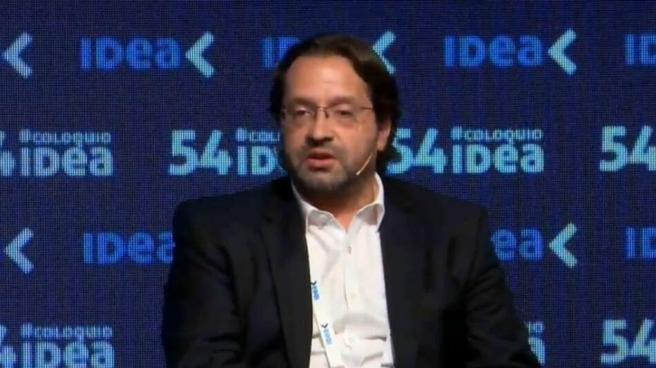Marco Lavagna en el Coloquio de IDEA, Frente Renovador