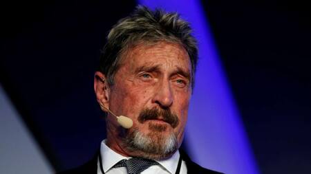 John McAfee debía responder a la Justicia norteamericana por presunta evasión de impuestos, REUTERS