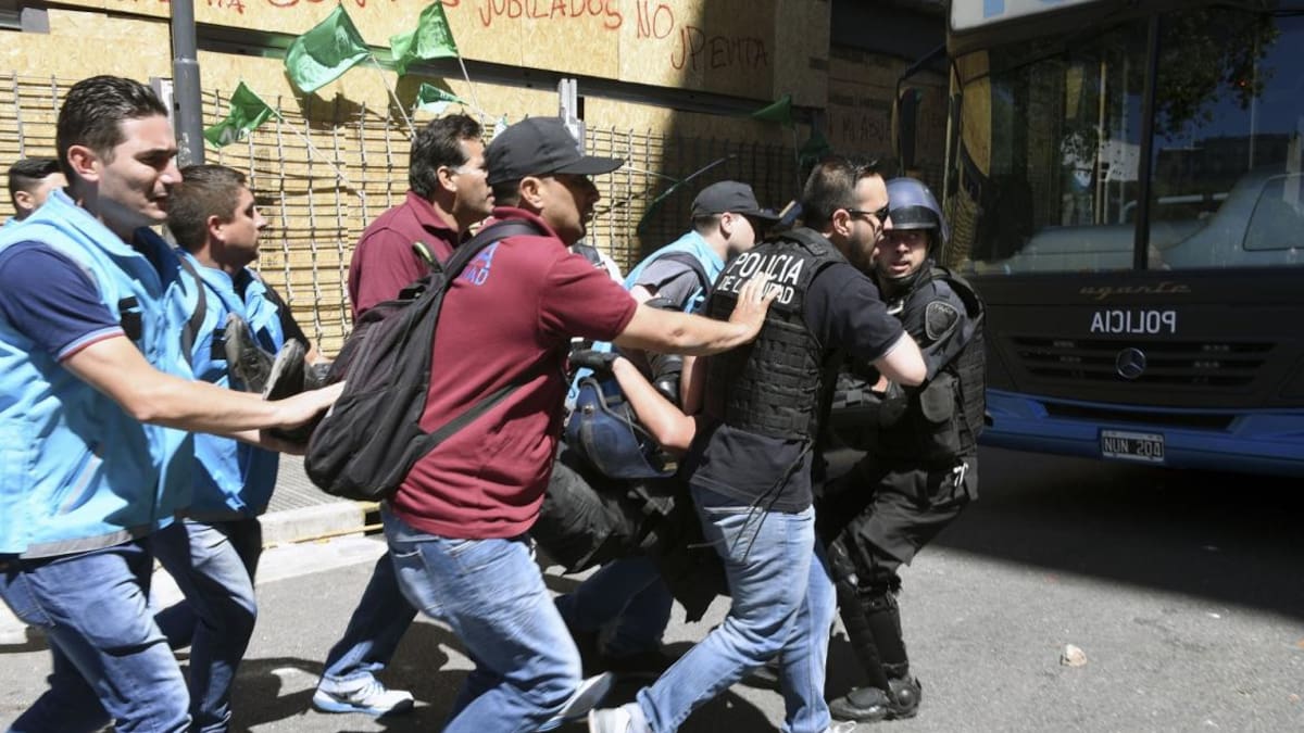 Reforma Previsional: Policía de la Ciudad informó que son 48 los detenidos
