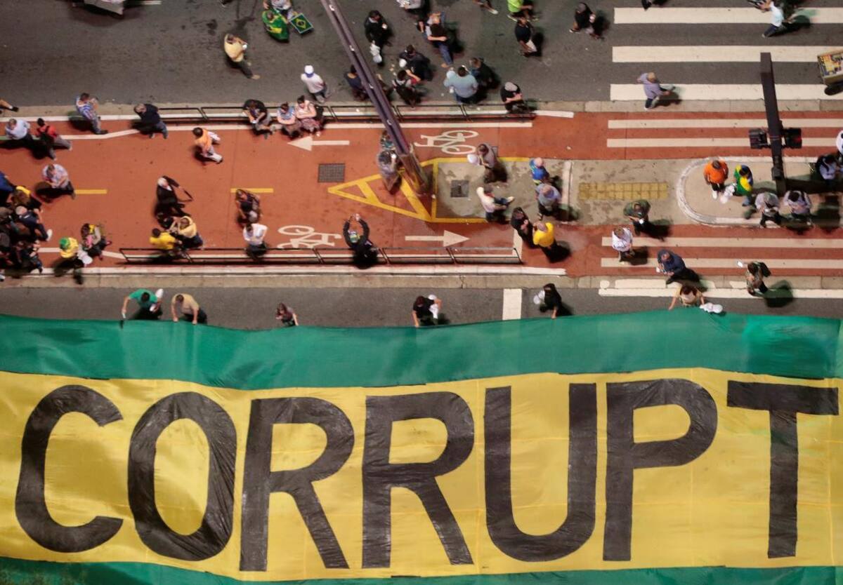 Reclamo contra Lula da Silva en Brasil - Reuters