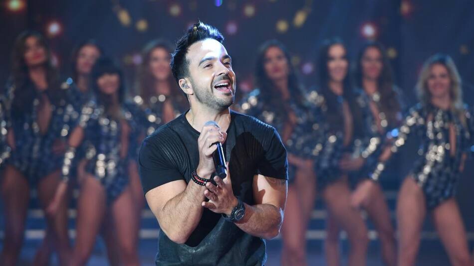 Luis Fonsi en ShowMatch (Ideas del Sur)
