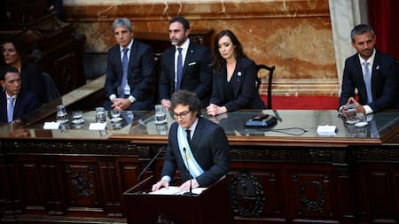 Javier Milei presentó el Presupuesto 2025 en el Congreso. Foto: Reuters