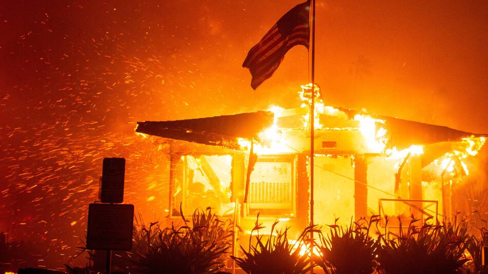 Incendio en Los Angeles, California. Foto: Reuters.