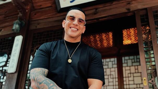 Daddy Yankee anunció su regreso a la música con “Sonríele”: de qué se trata su nueva canción