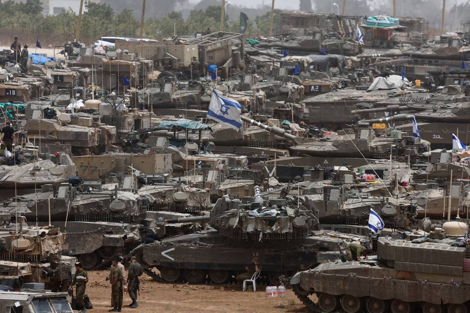Soldados israelíes en la Franja de Gaza; guerra Israel-Hamás: Foto: Reuters