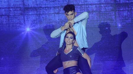 Bailando por un sueño - Cinthia Fernández (Ideas del Sur)