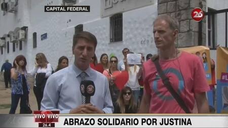 Abrazo solidario Justina