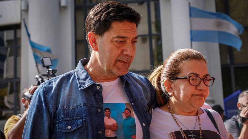 Padres de Fernando Báez Sosa. Foto: Telam.