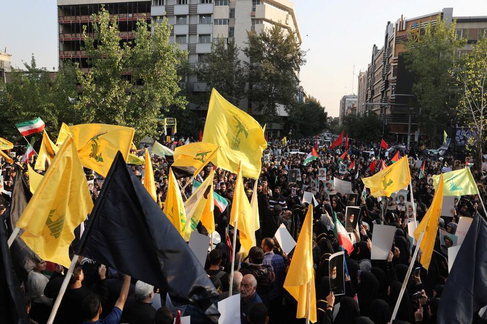 Banderas de Hezbollah. Foto: Reuters.