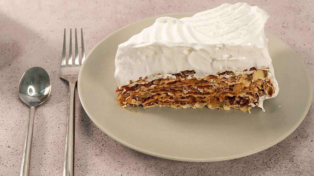 Cómo hacer una torta Rogel exprés: la receta fácil y tentadora con tapas de empanada