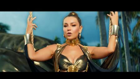 Thalía presentó Lento, YouTube